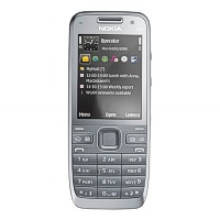 Nokia E52 - "švaresniems" pokalbiams ir el. paštui