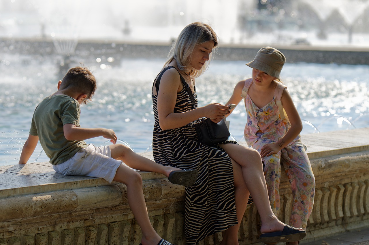 family, fountain, children