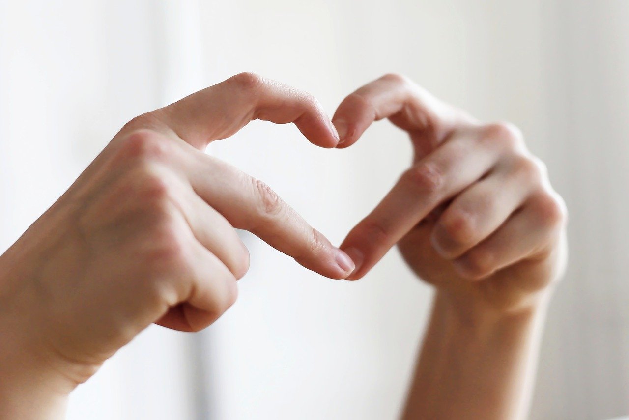 hands, heart, finger