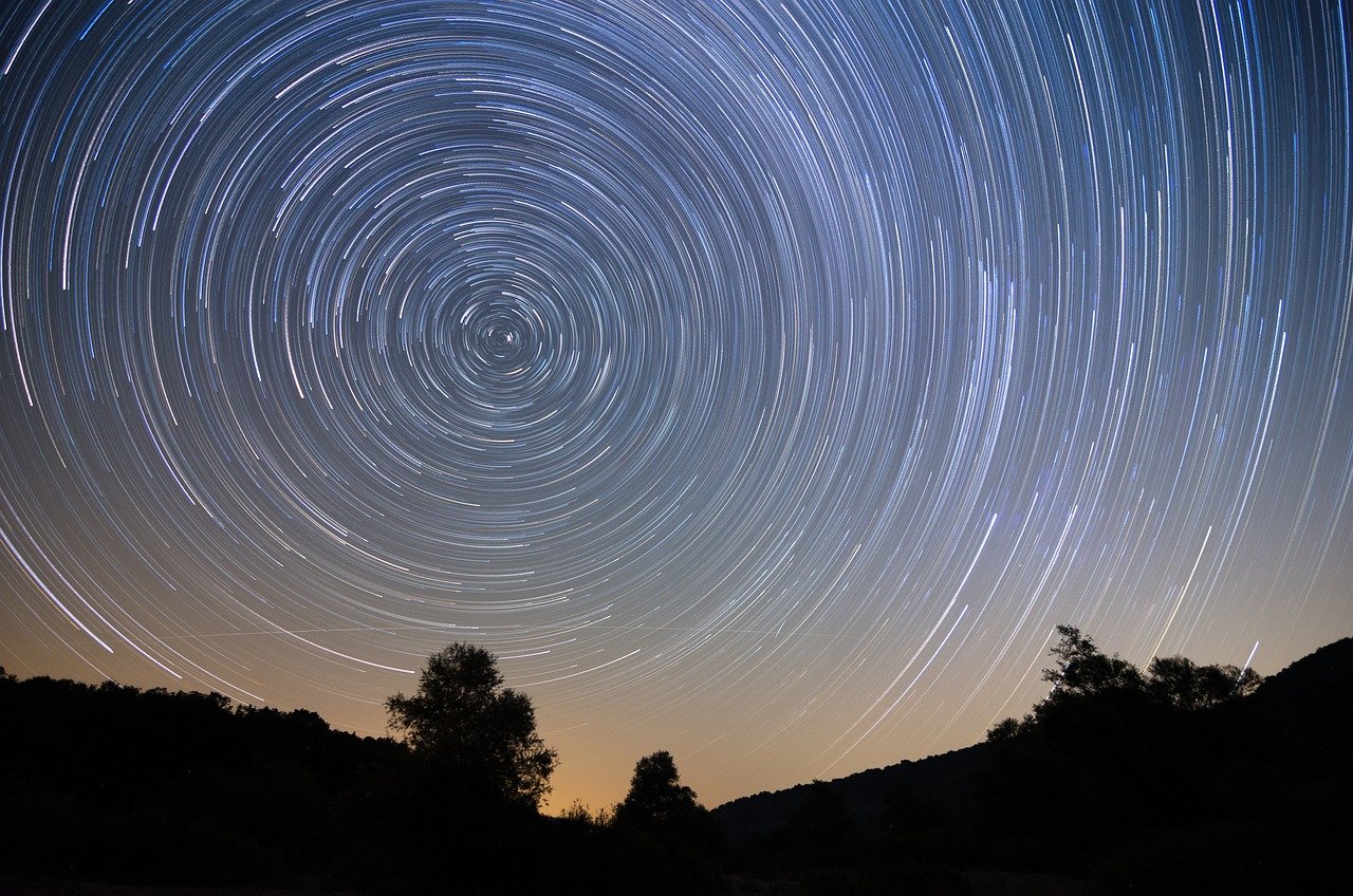 star trails, long exposure, night