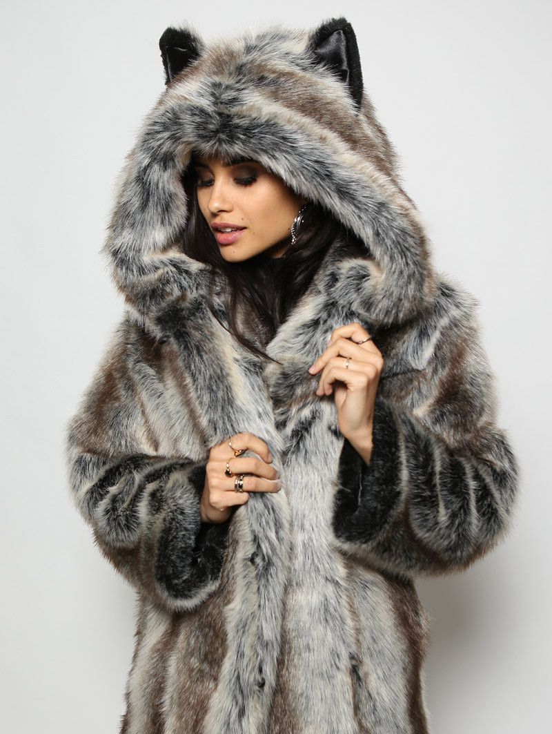 Grey Wolf faux fur animal inspired Jacket Straipsniai.lt