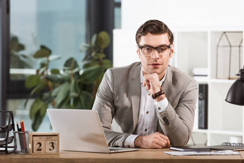 Handsome-Stylish-Businessman-in-Glasses