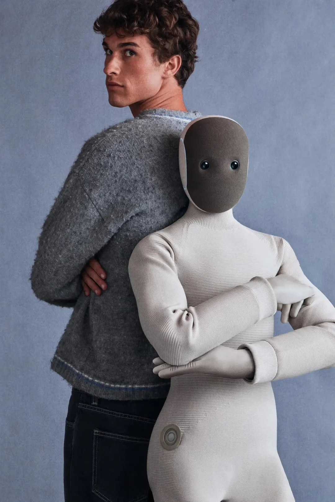 „NEO“ iš „1X“ – pirmasis pasaulyje humanoidinis robotas, sukurtas kasdieniam gyvenimui