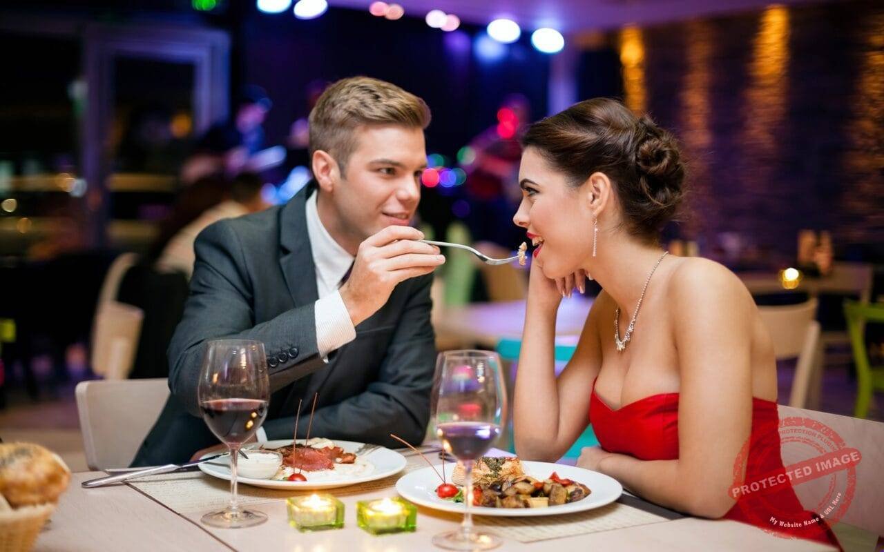 Romantic Evening With Romantic Couples