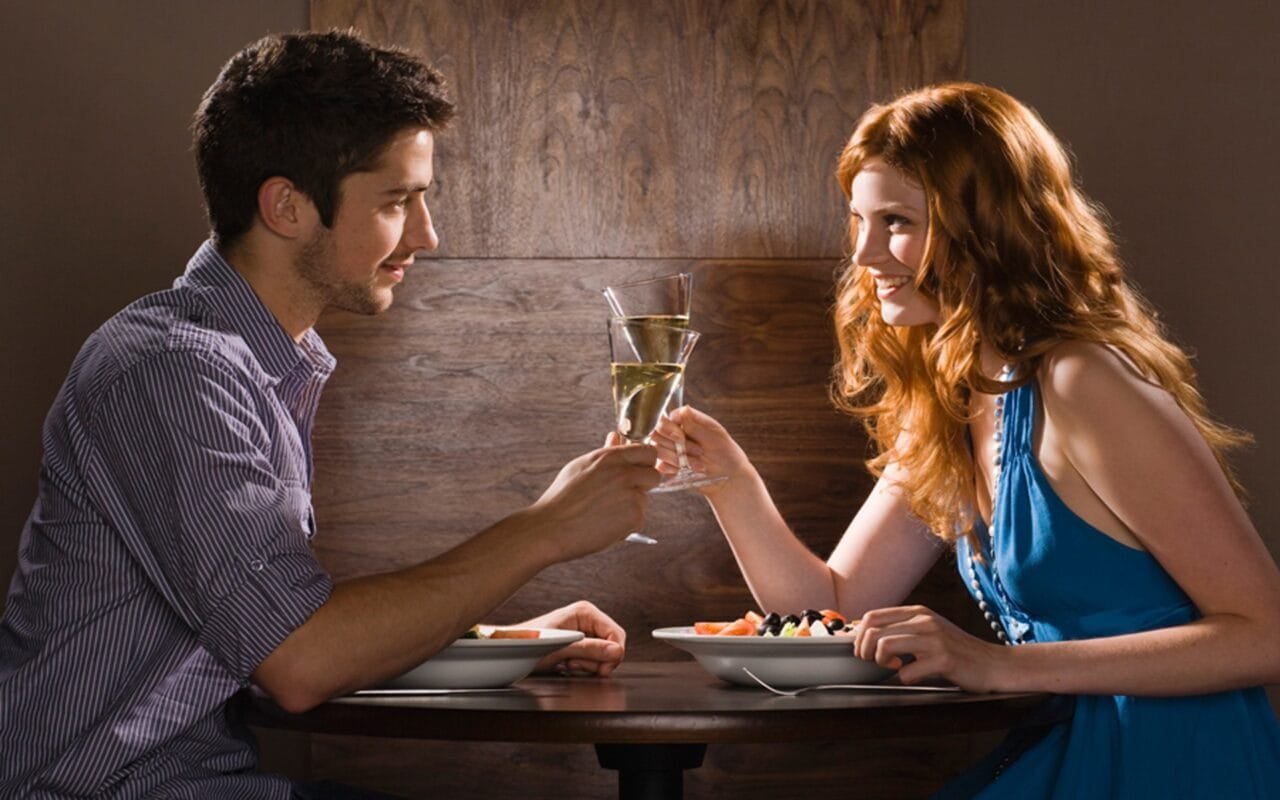 Romantic night loving first meeting HD love Wallpaper download Straipsniai.lt