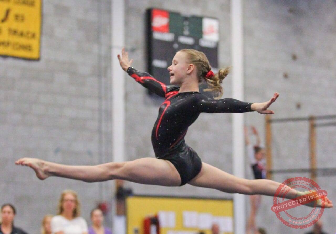 Sprts Caroline Moore Gymnast3