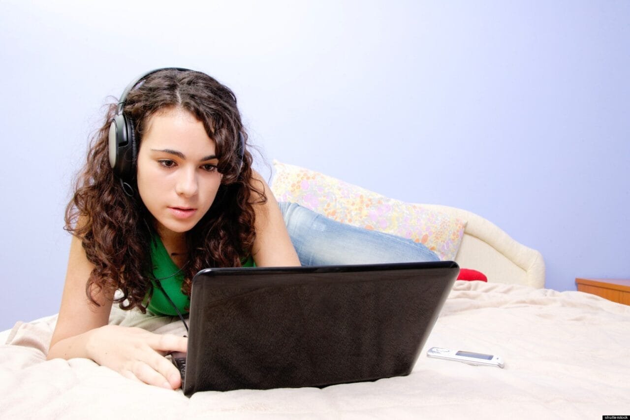 TEEN ONLINE ACTIVITY Straipsniai.lt