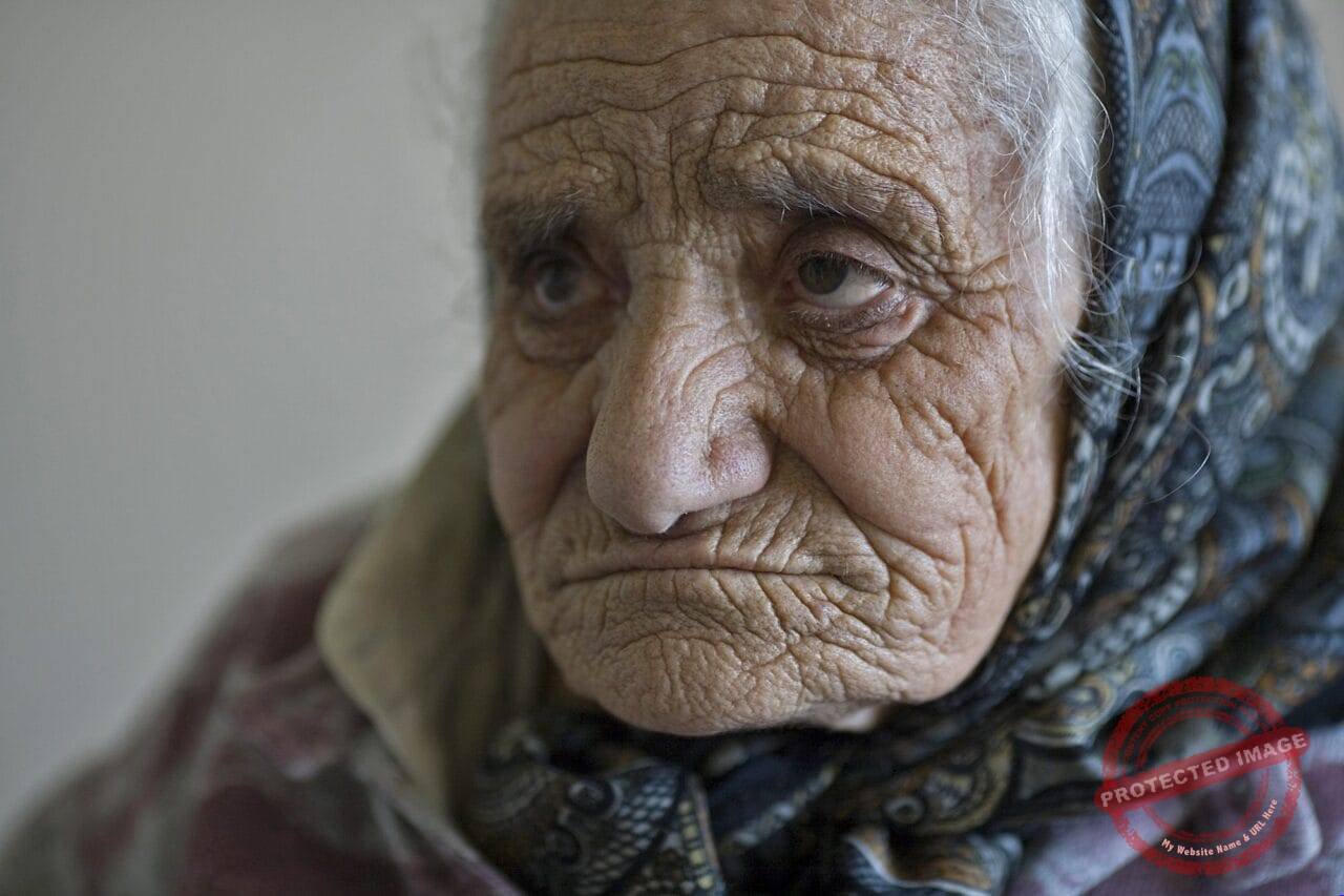 Wrinkled Face, Old Lady, Woman, Female, Lines Of Life, Powerful Face