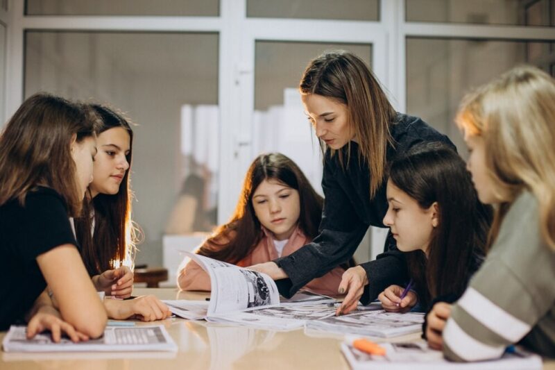 group-kids-studying-school_1303-26841