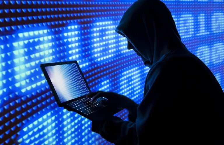 Internet Scanner prieš hakerius