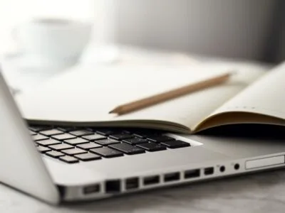 successful-computer-gadget-digital-close_1220-888