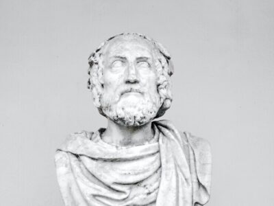 vertical-shot-bust-philosopher-isolated_181624-23590