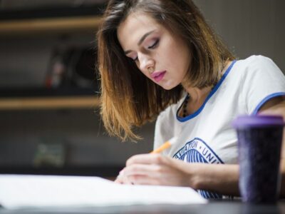 woman-studying-night_23-2147657269